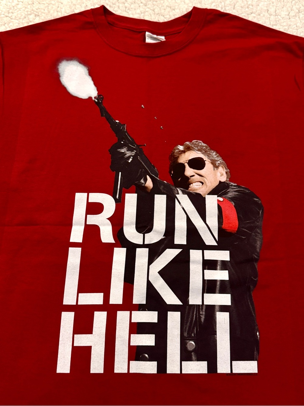 Roger Waters “The Wall Live - Run Like Hell” Graphic tee - men’s large